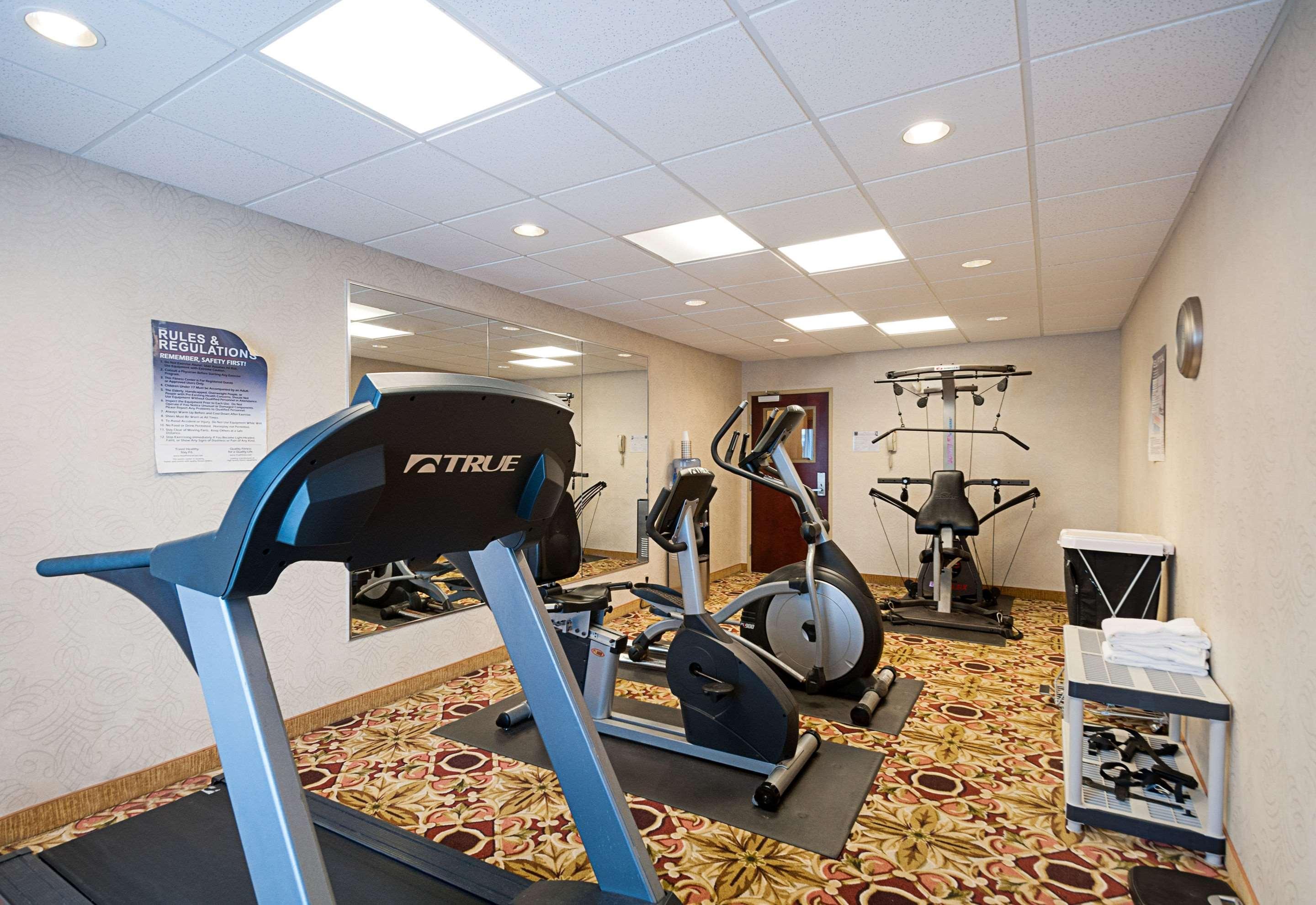 Comfort Inn & Suites Кембридж Экстерьер фото